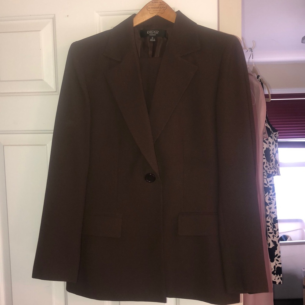 Chocolate Brown Pant Suit - great condition.